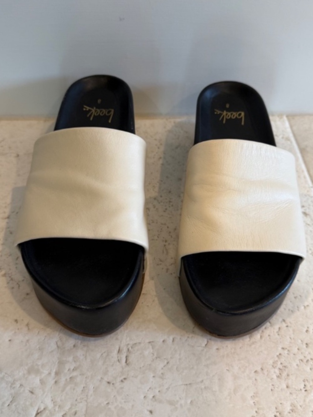 BEEK • BLACK & IVORY LEATHER PLATFORM SLIDES SIZE 8 EUC - Picture 3 of 10